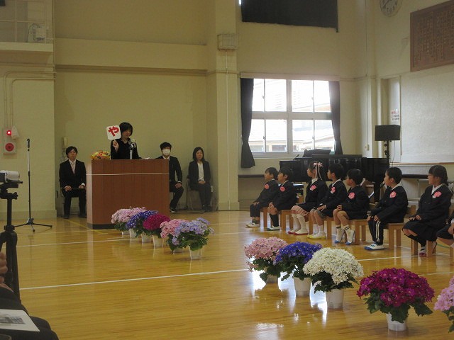 八上小学校入学式3