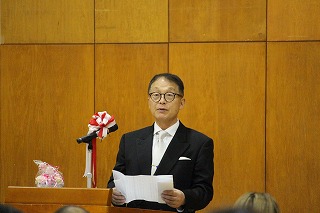 西紀中学校入学式3