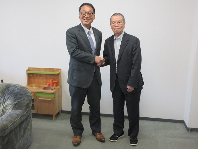 郷里の学校に寄付1