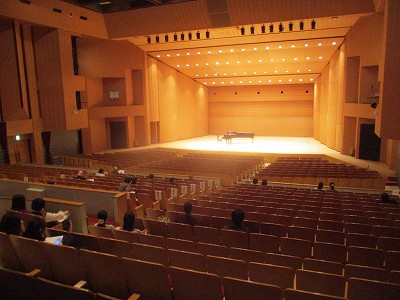 ホール1