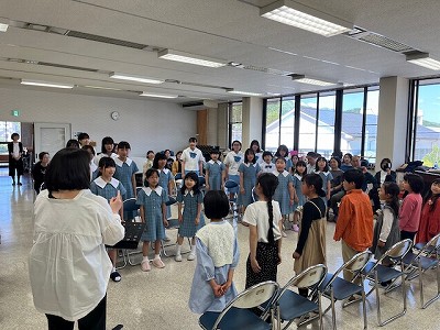 合唱団入団式3