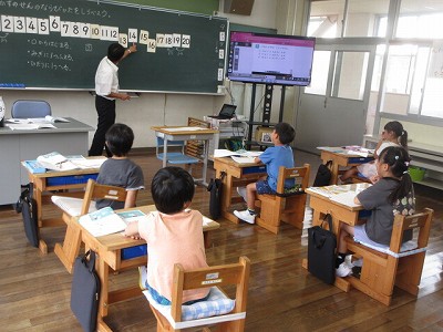 西紀小学校6