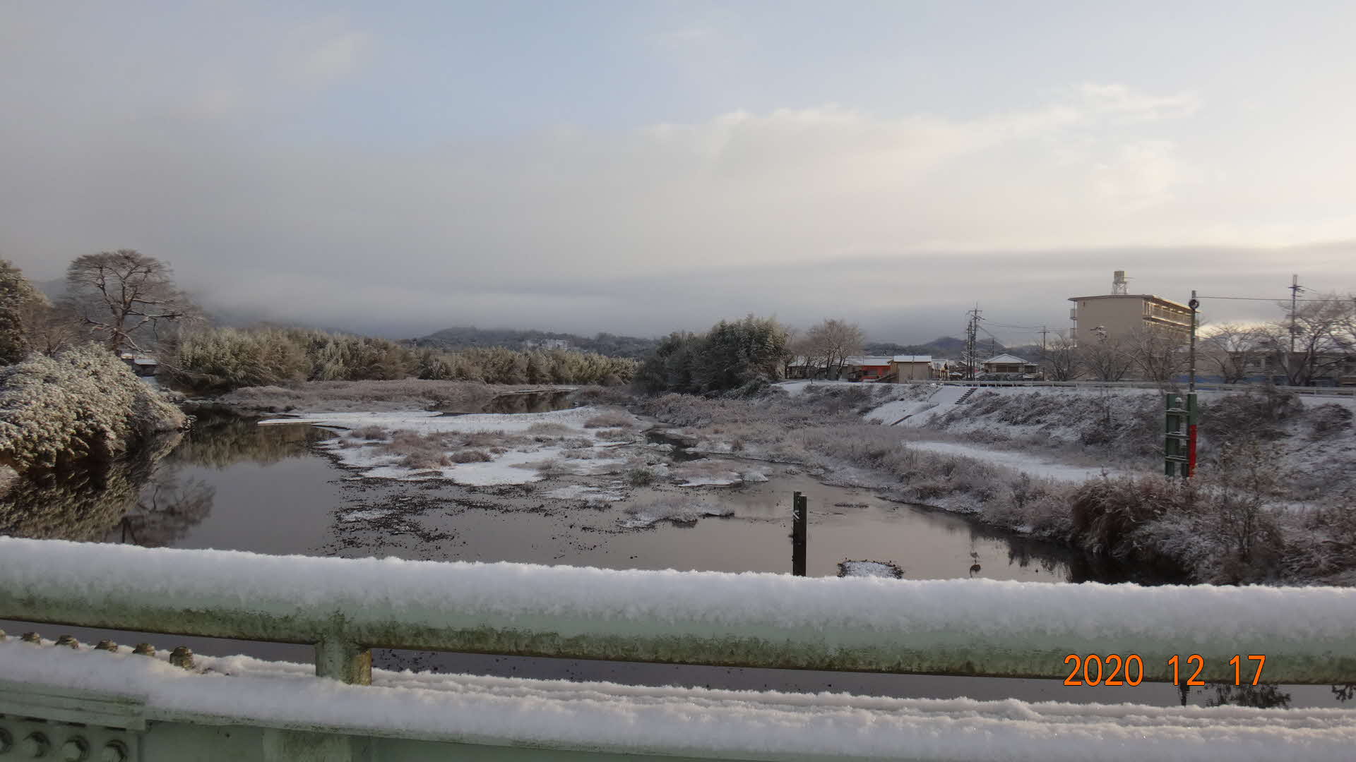 うっすら雪化粧