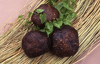丹波篠山の特産品である山の芋の映った写真