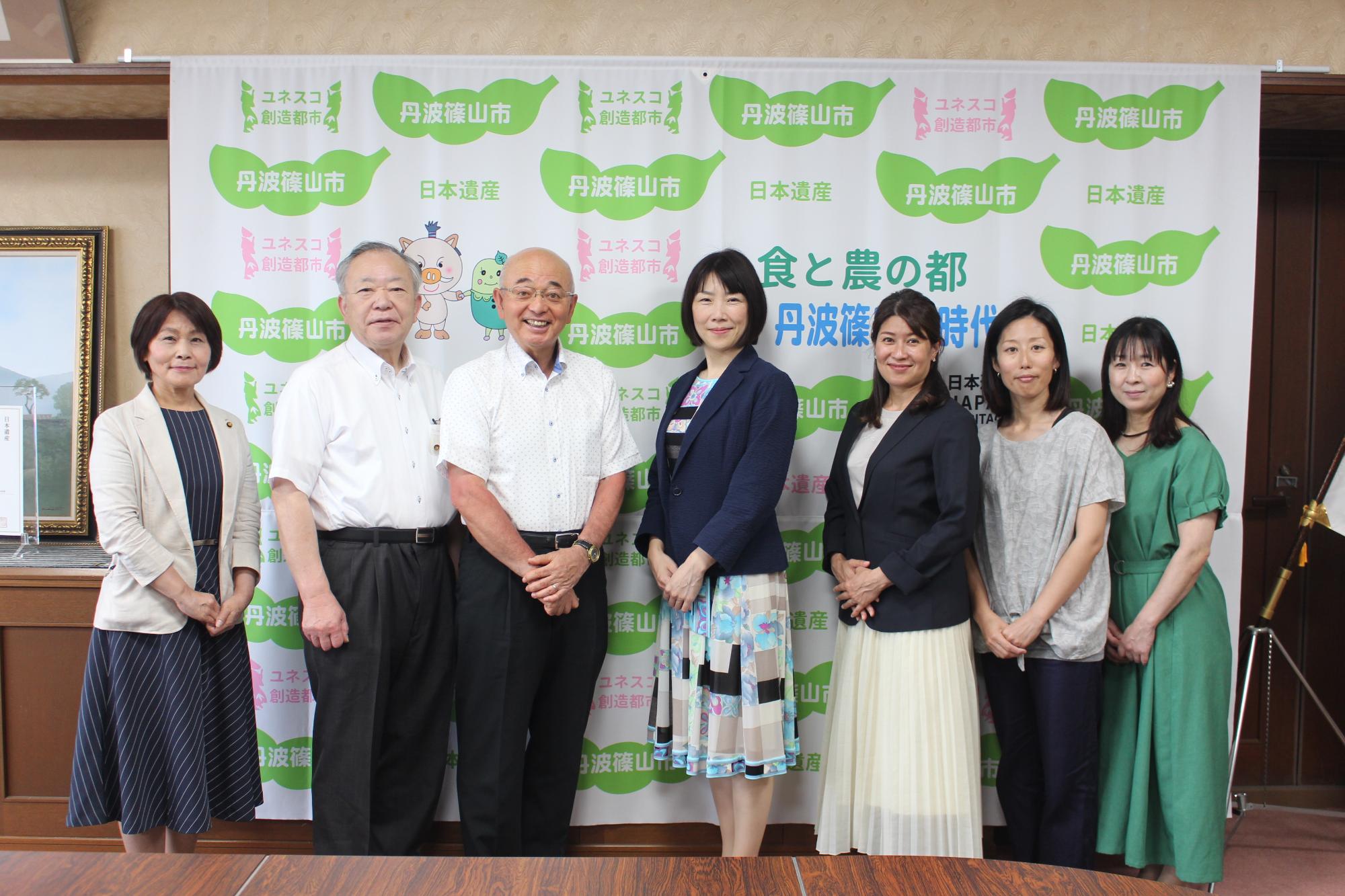 全員で記念撮影