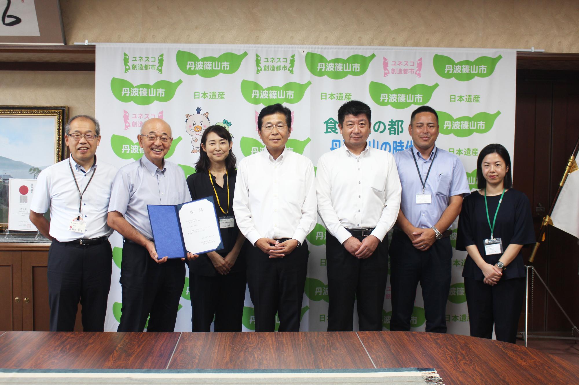 市民ホールでのおでかけコンサートの様子