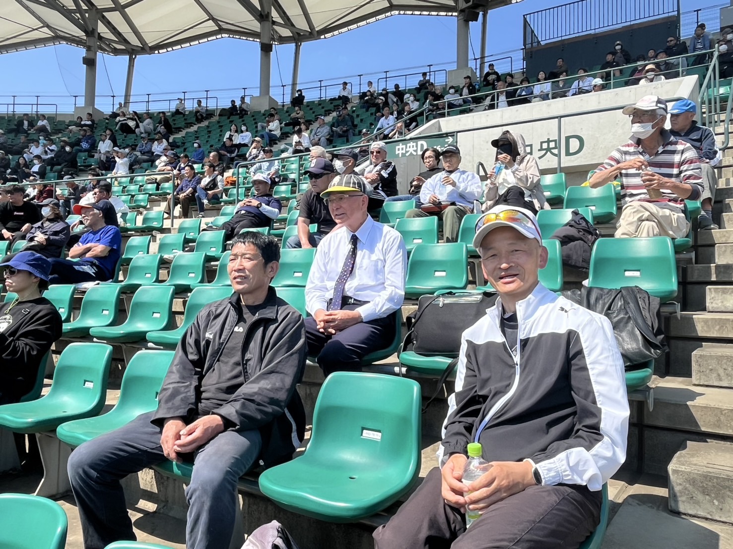観戦する市長たち