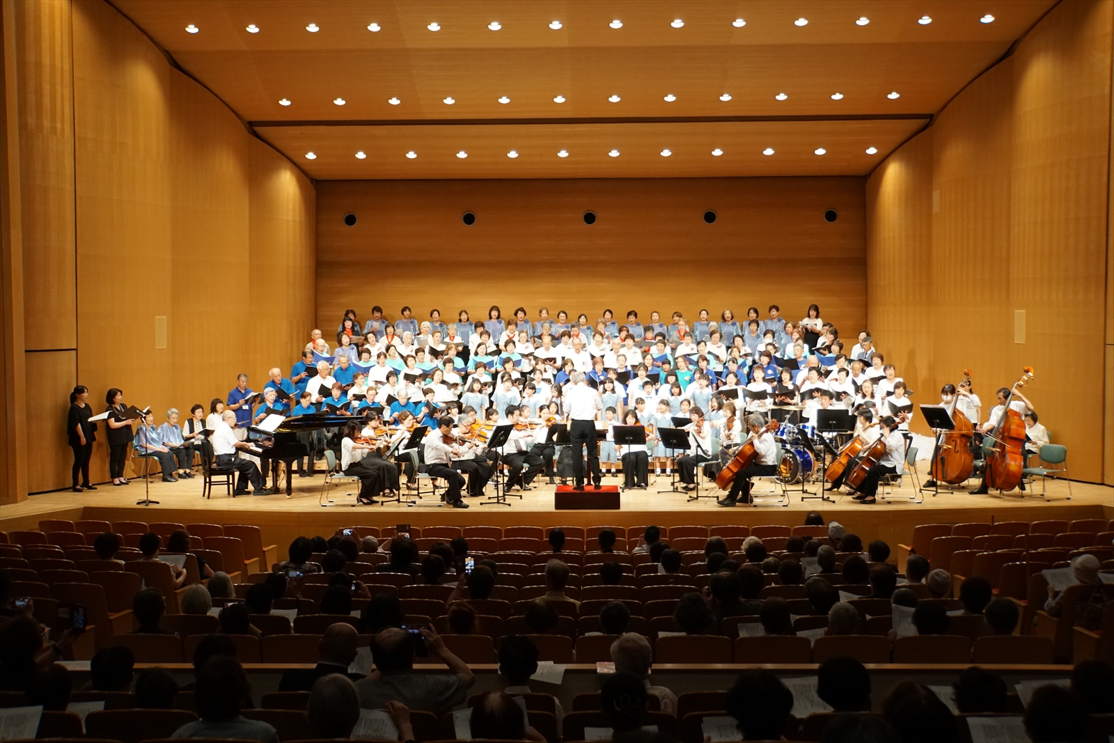 童謡唱歌の様子