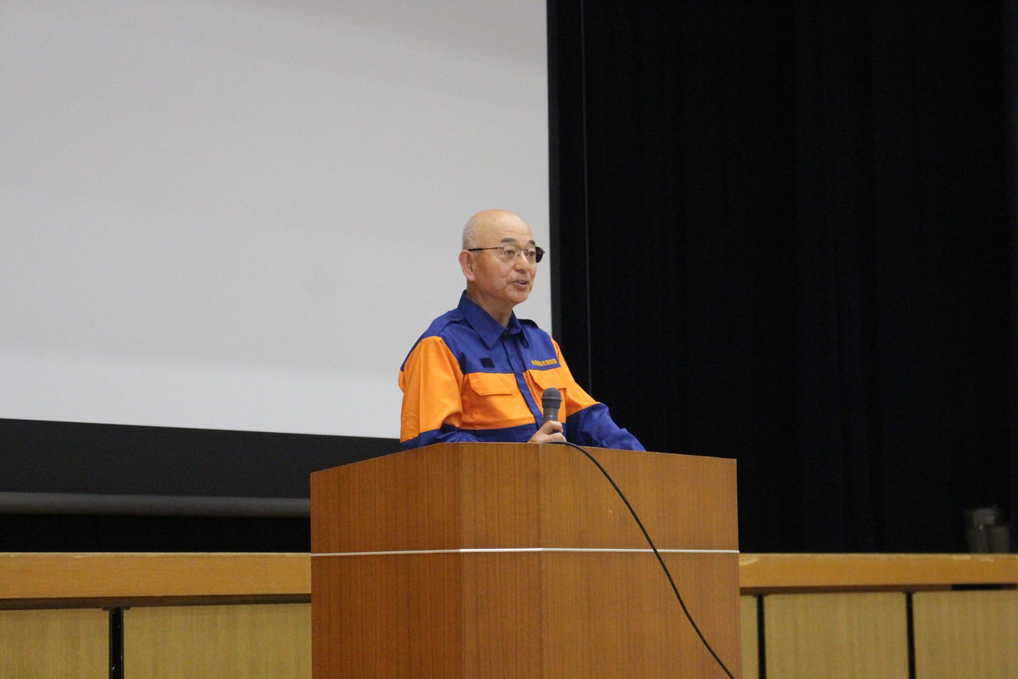 防災訓練の様子 市長あいさつ