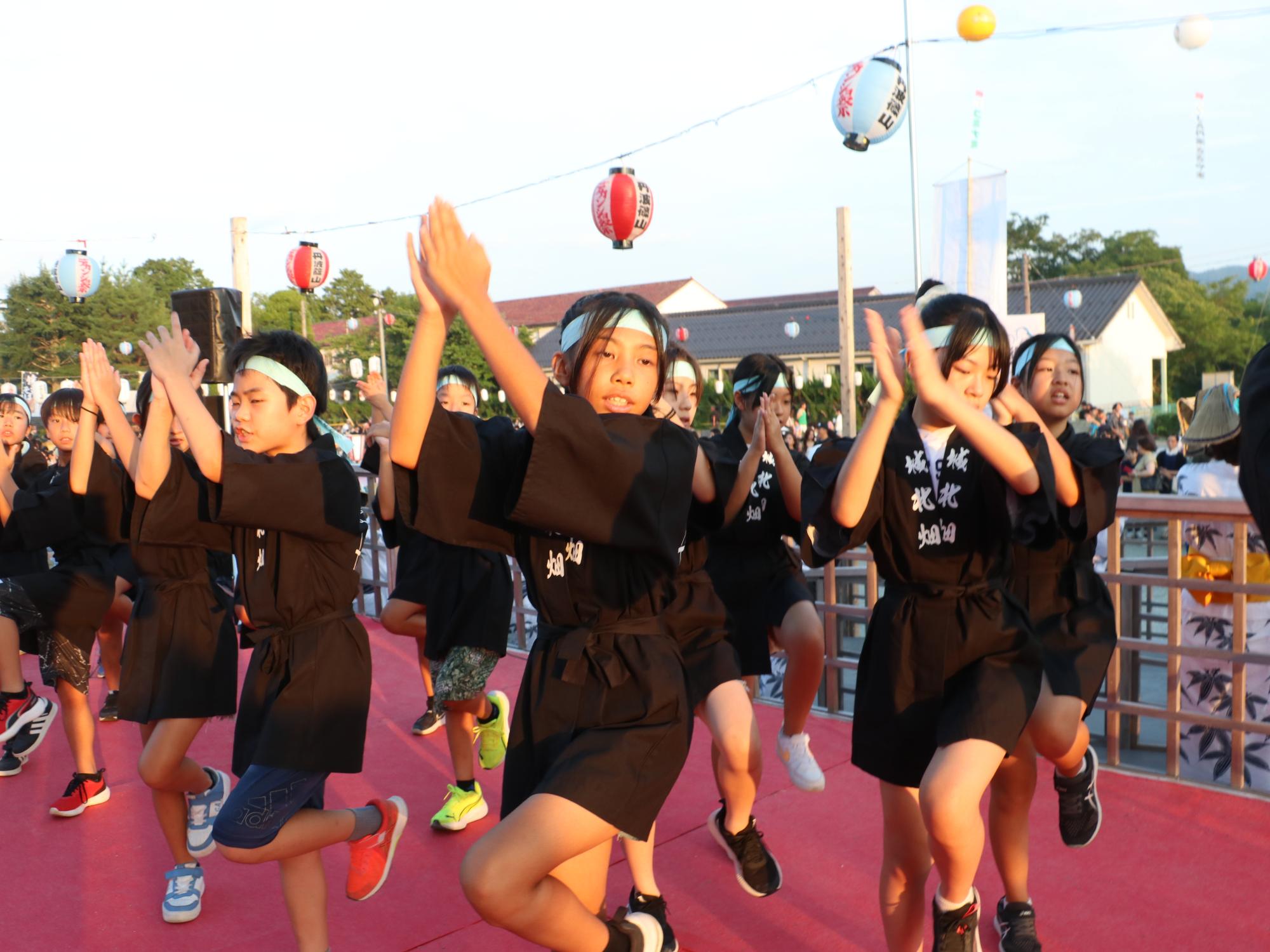 デカンショ祭の様子