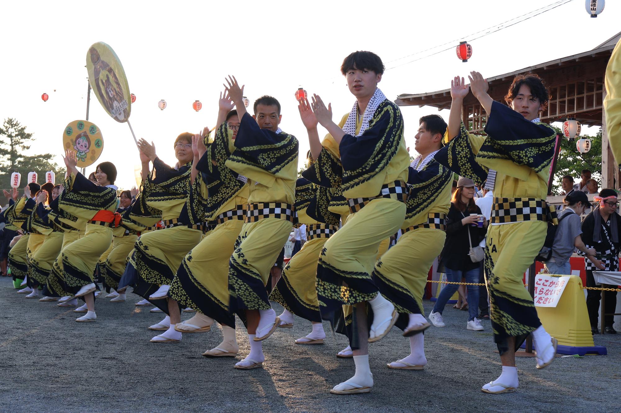デカンショ祭の様子