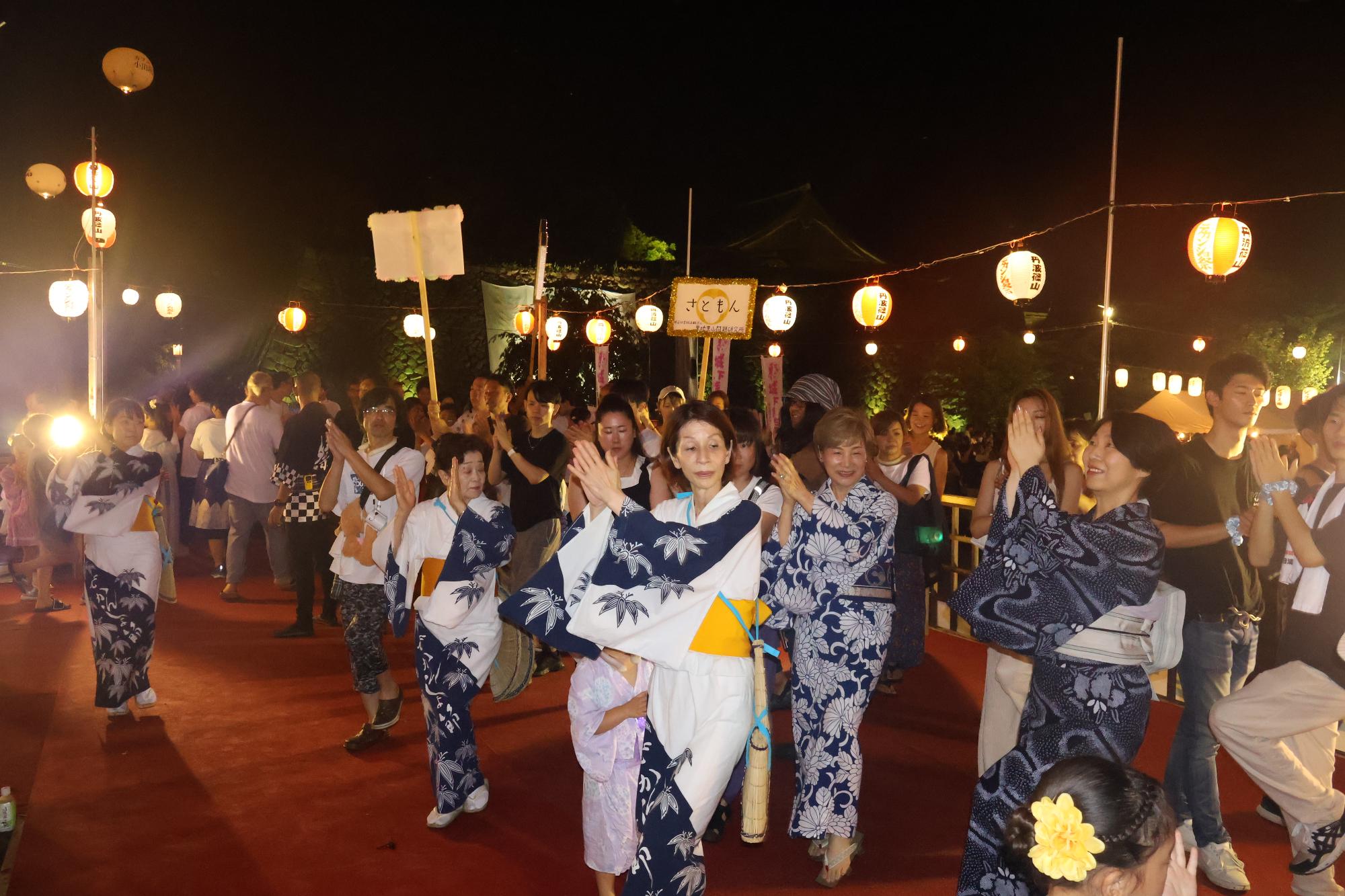 デカンショ祭の様子