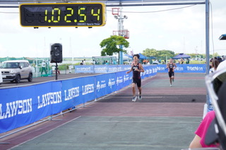 日本ジュニアトライアスロン選手権に出場した河口選手の様子(ラン)