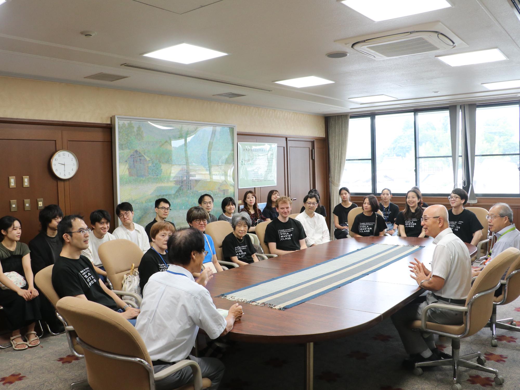 表敬訪問の様子