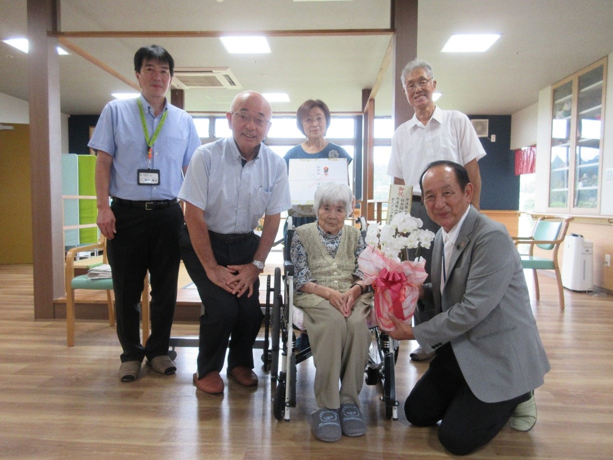 遠山津多乃さん