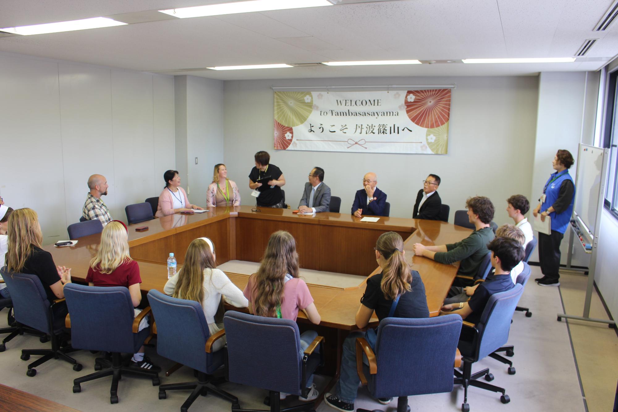 表敬訪問の様子