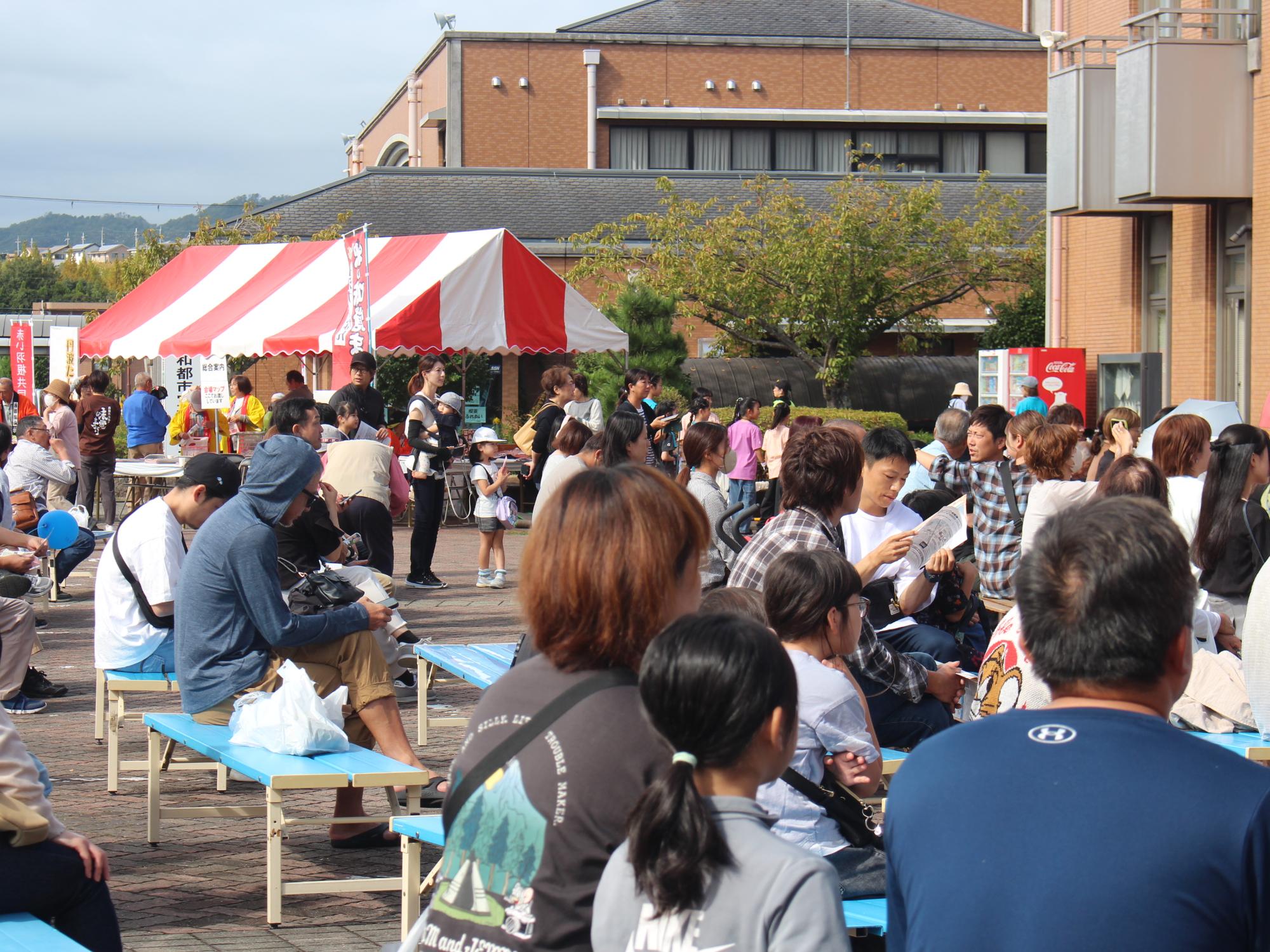 たんなん味覚まつりのにぎわい