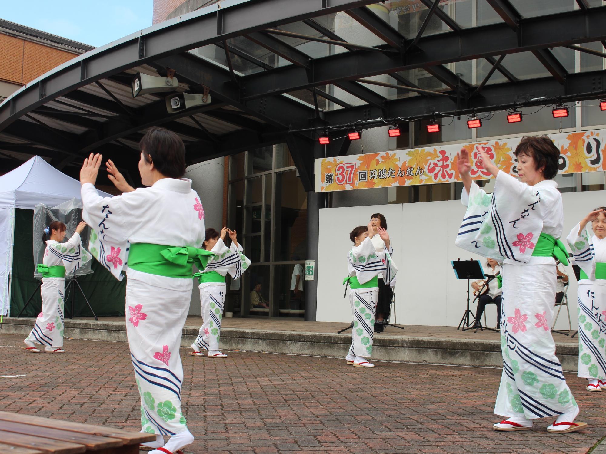 たんなん味覚まつりのにぎわい