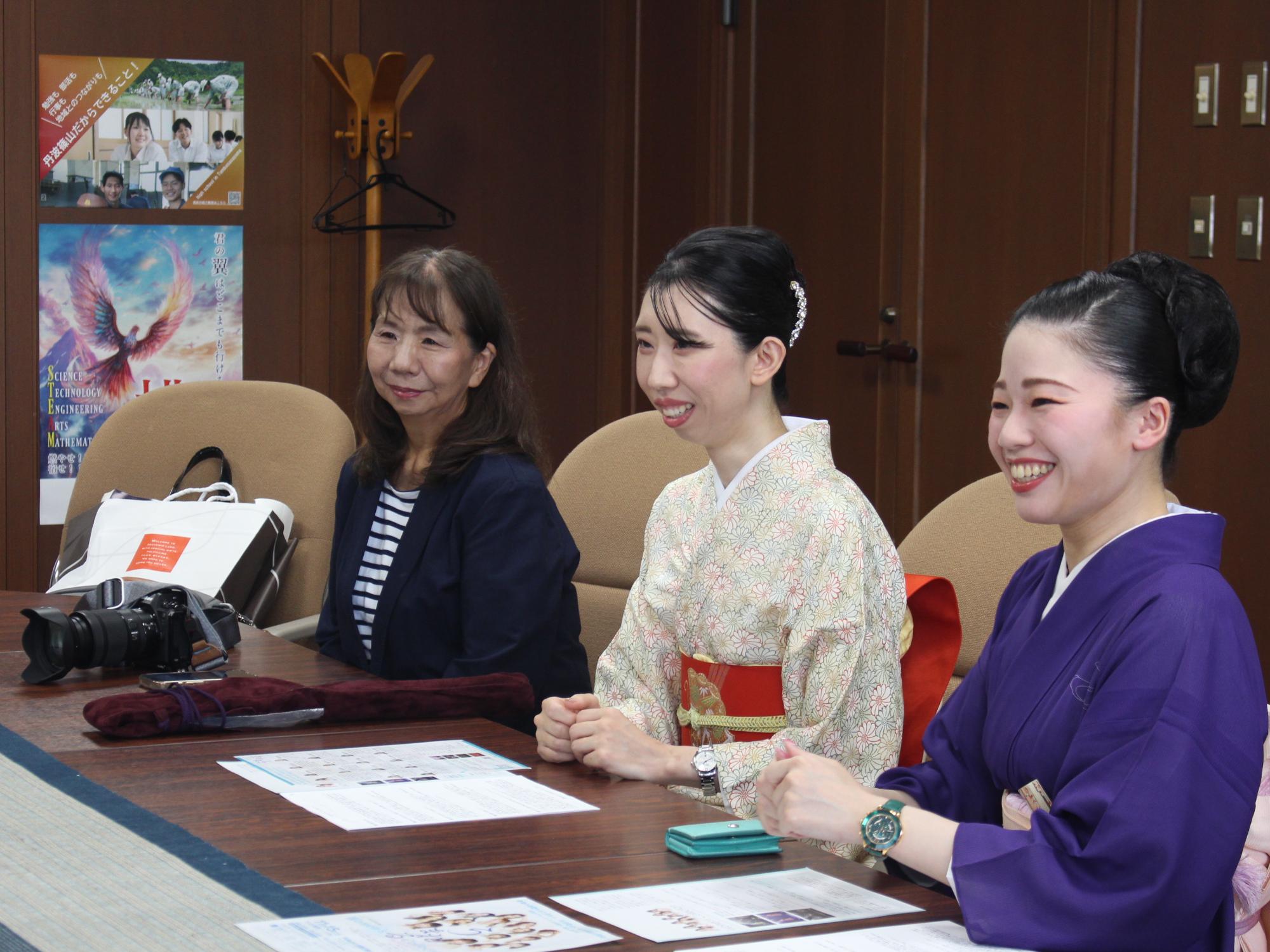 表敬訪問の様子