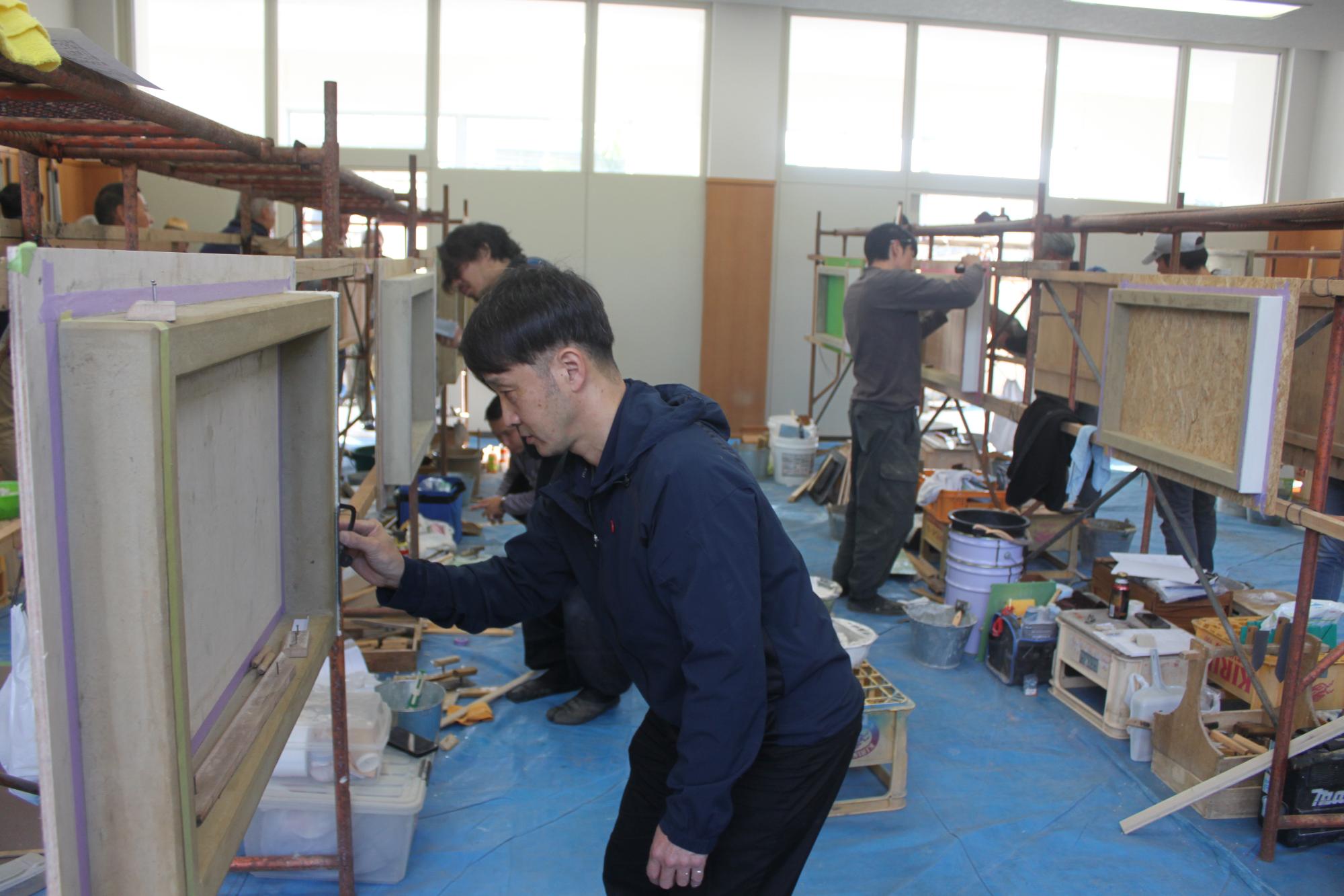 左官の勉強会の様子