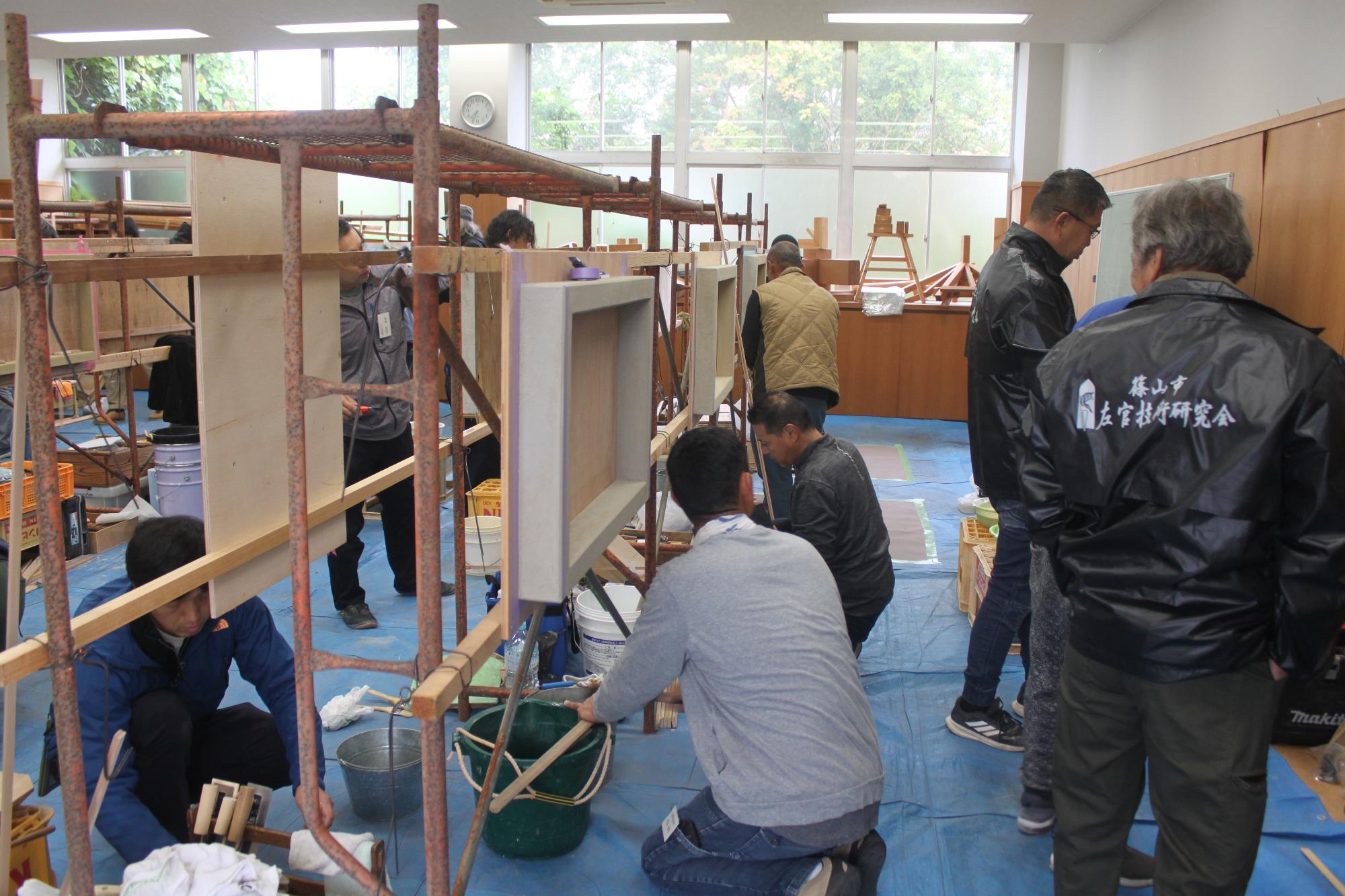 左官の勉強会の様子