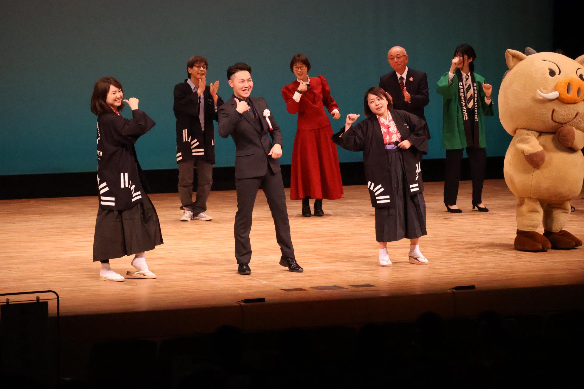 はたちのつどい 市長劇団