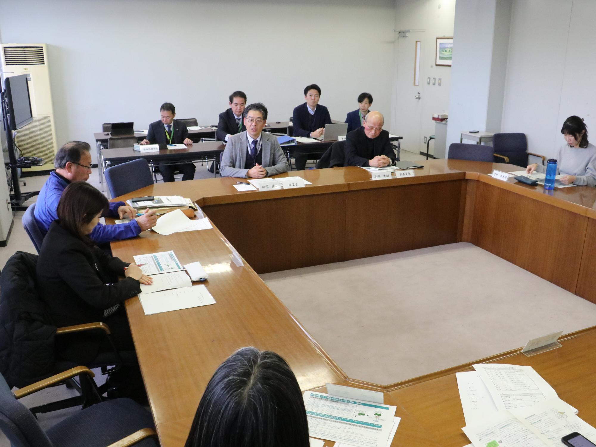 丹波の森づくり推進検討委員会の様子