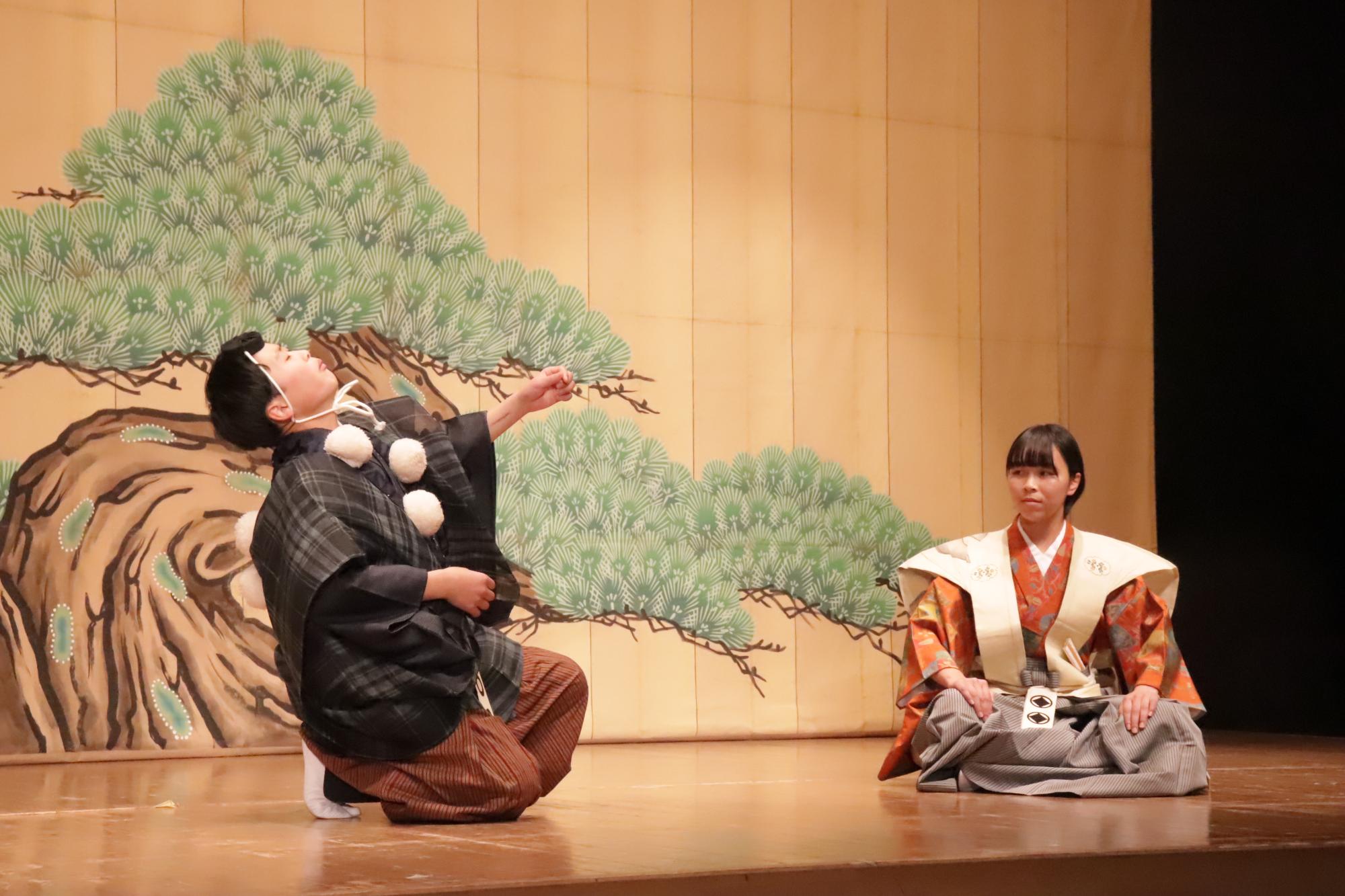 子ども狂言の様子
