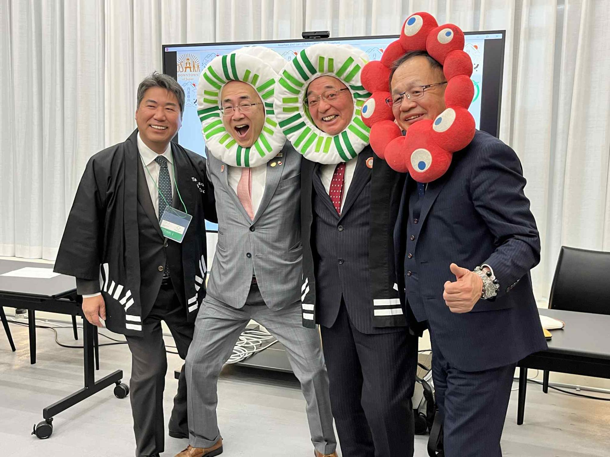 日本の美食街道交流会の様子