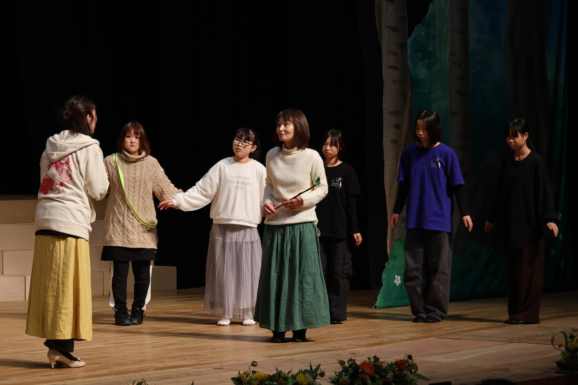 市民ミュージカル「シンデレラ」の様子