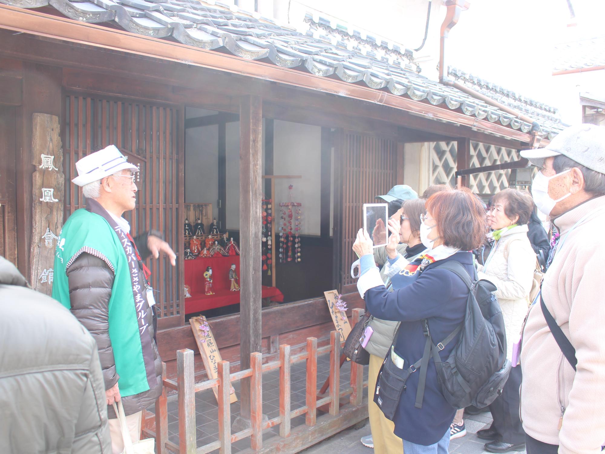 篠山城下町を中心としたおひなさまの展示 観光客