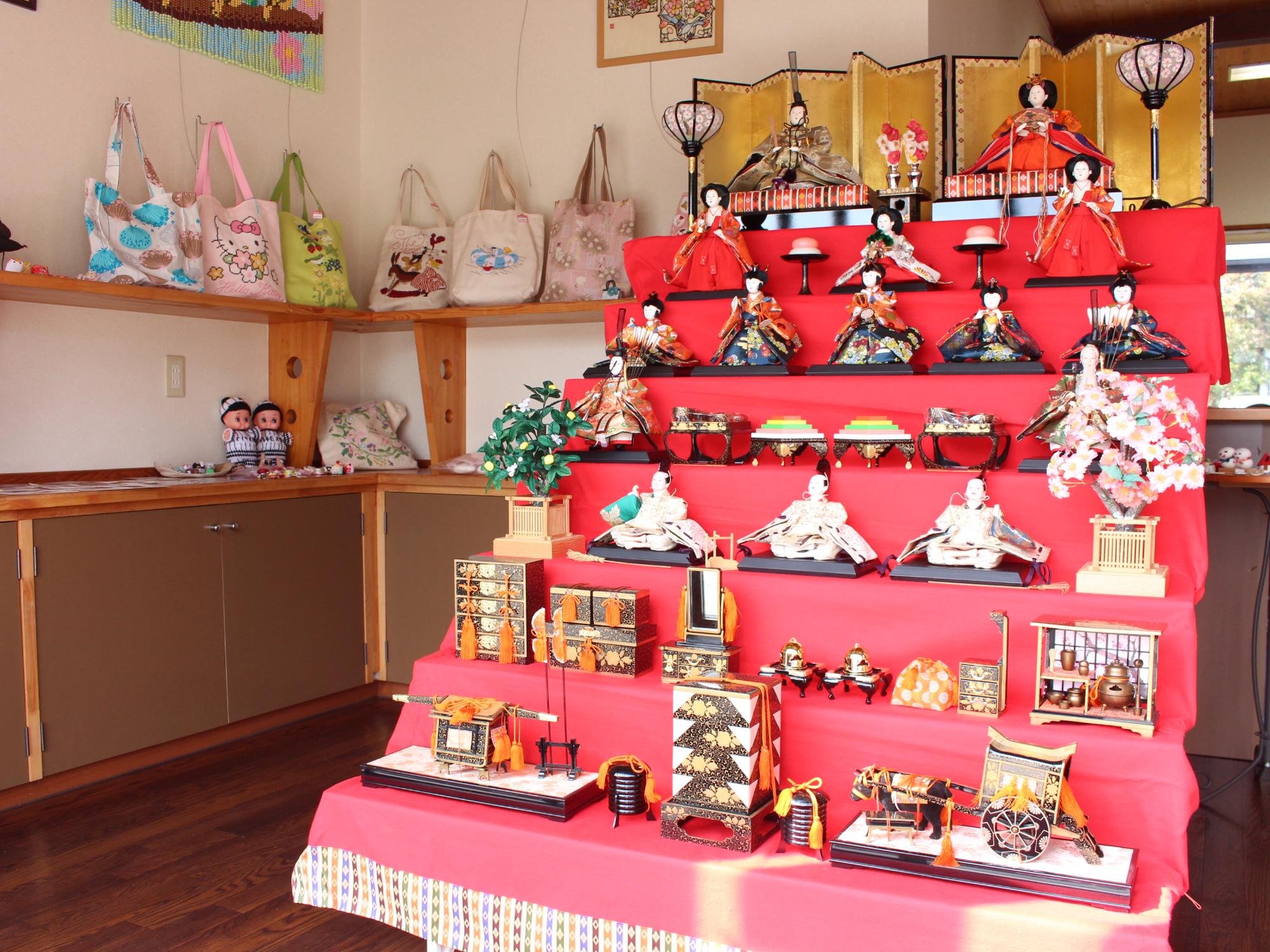 篠山城下町を中心としたおひなさまの展示