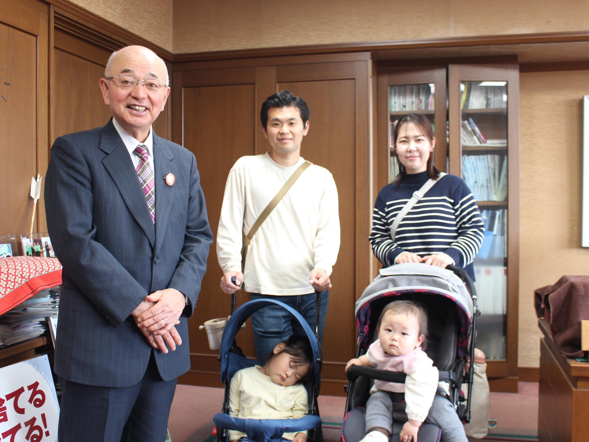 お花見市長室の様子
