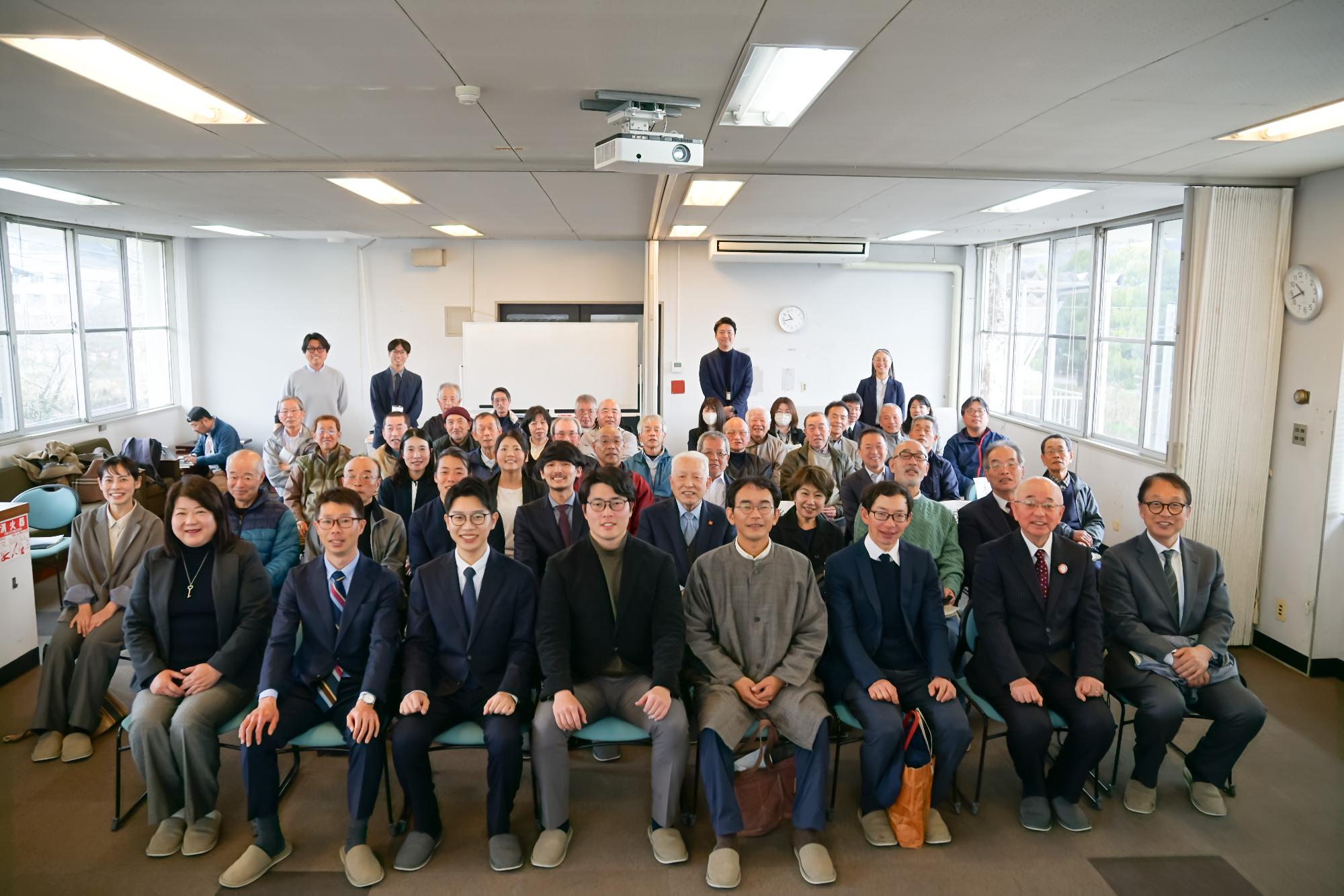 地域おこし協力隊活動報告会の様子