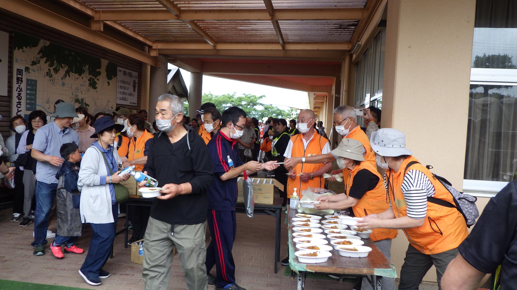 岡野地区総合防災訓練の様子