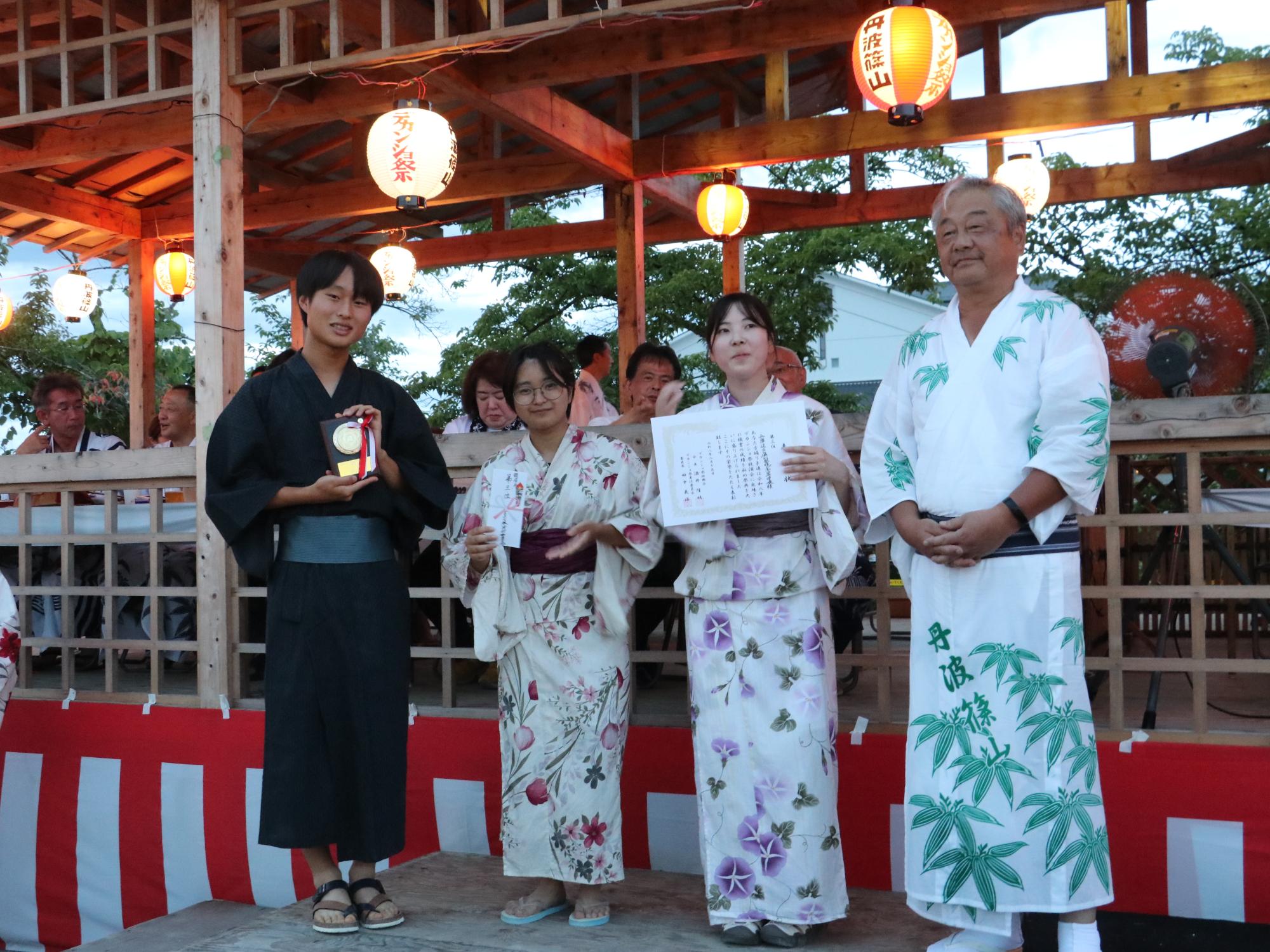デカンショ祭の様子