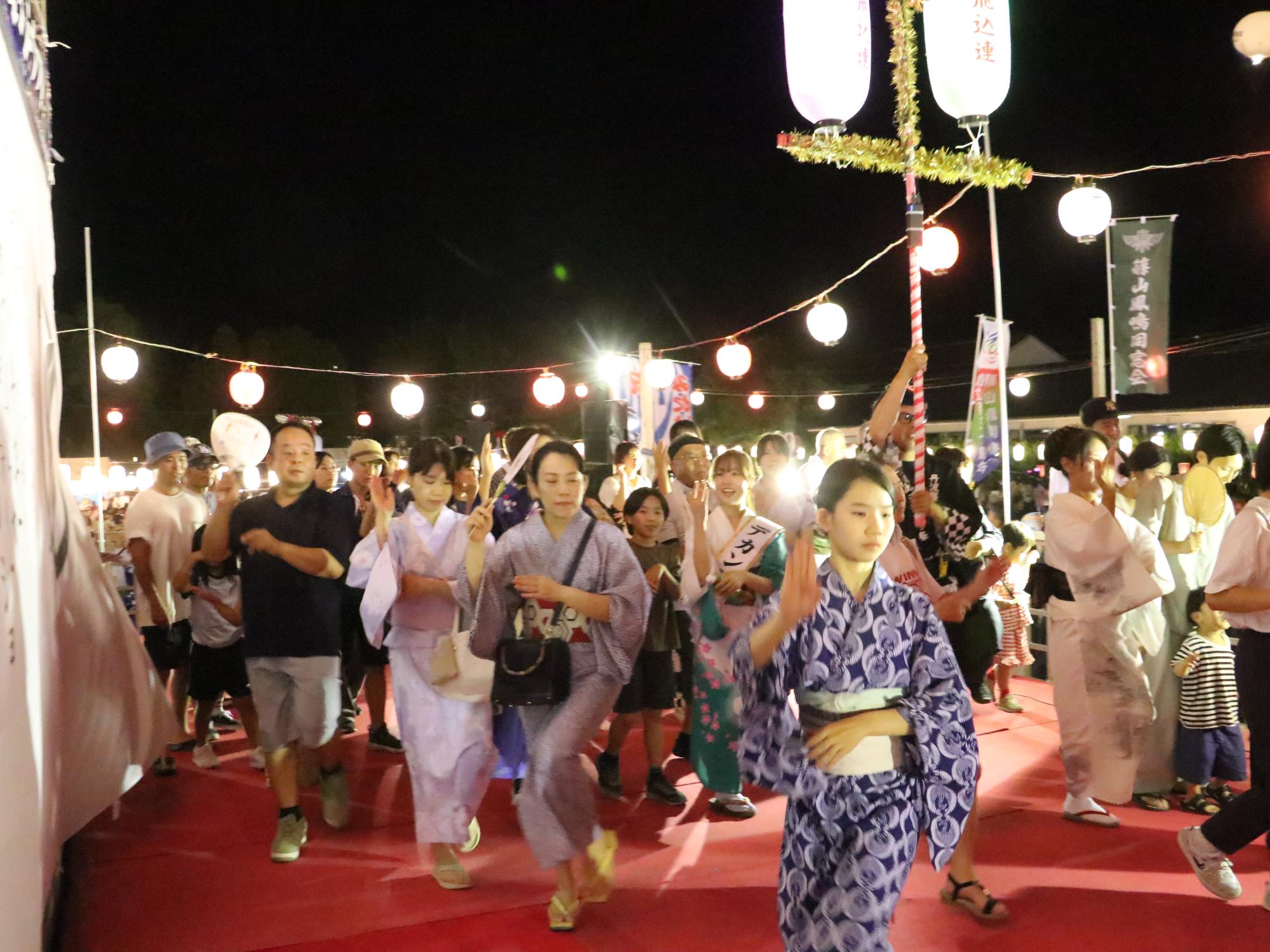 デカンショ祭の様子