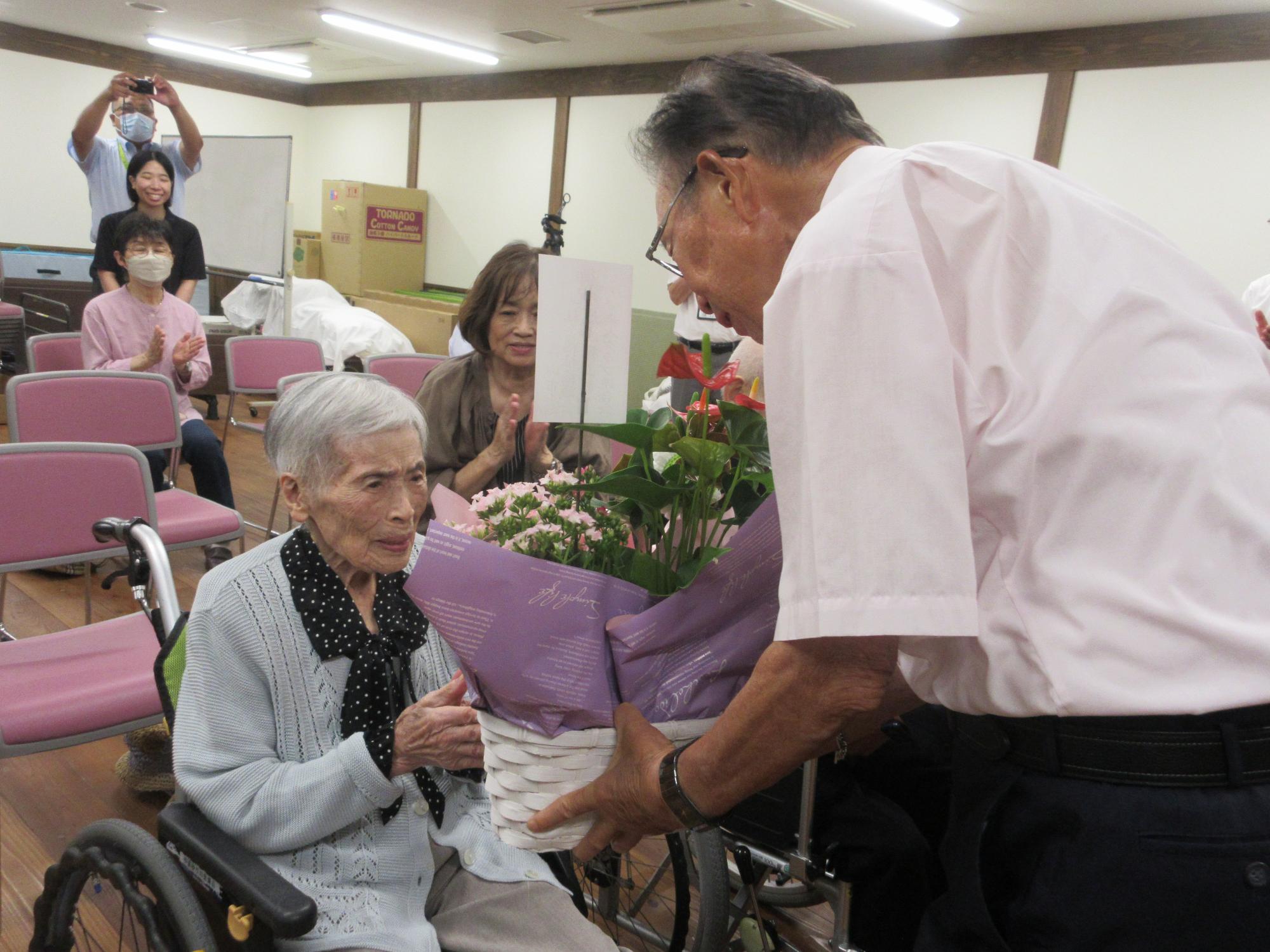 丹後花子さん