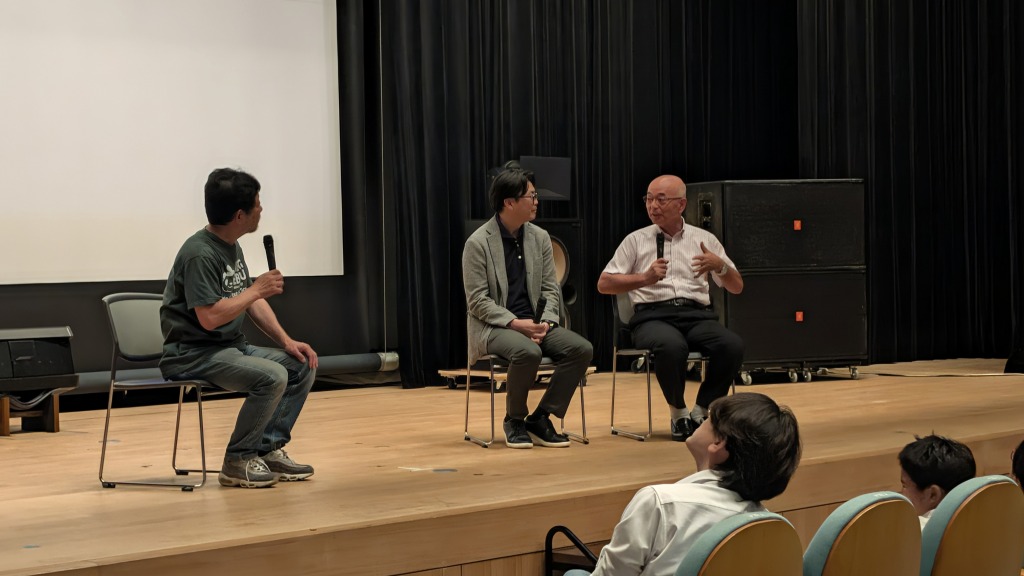 舞台挨拶の様子