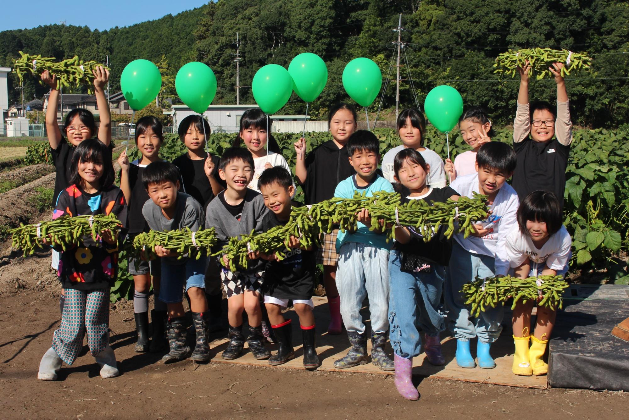 黒枝豆販売解禁セレモニーの様子