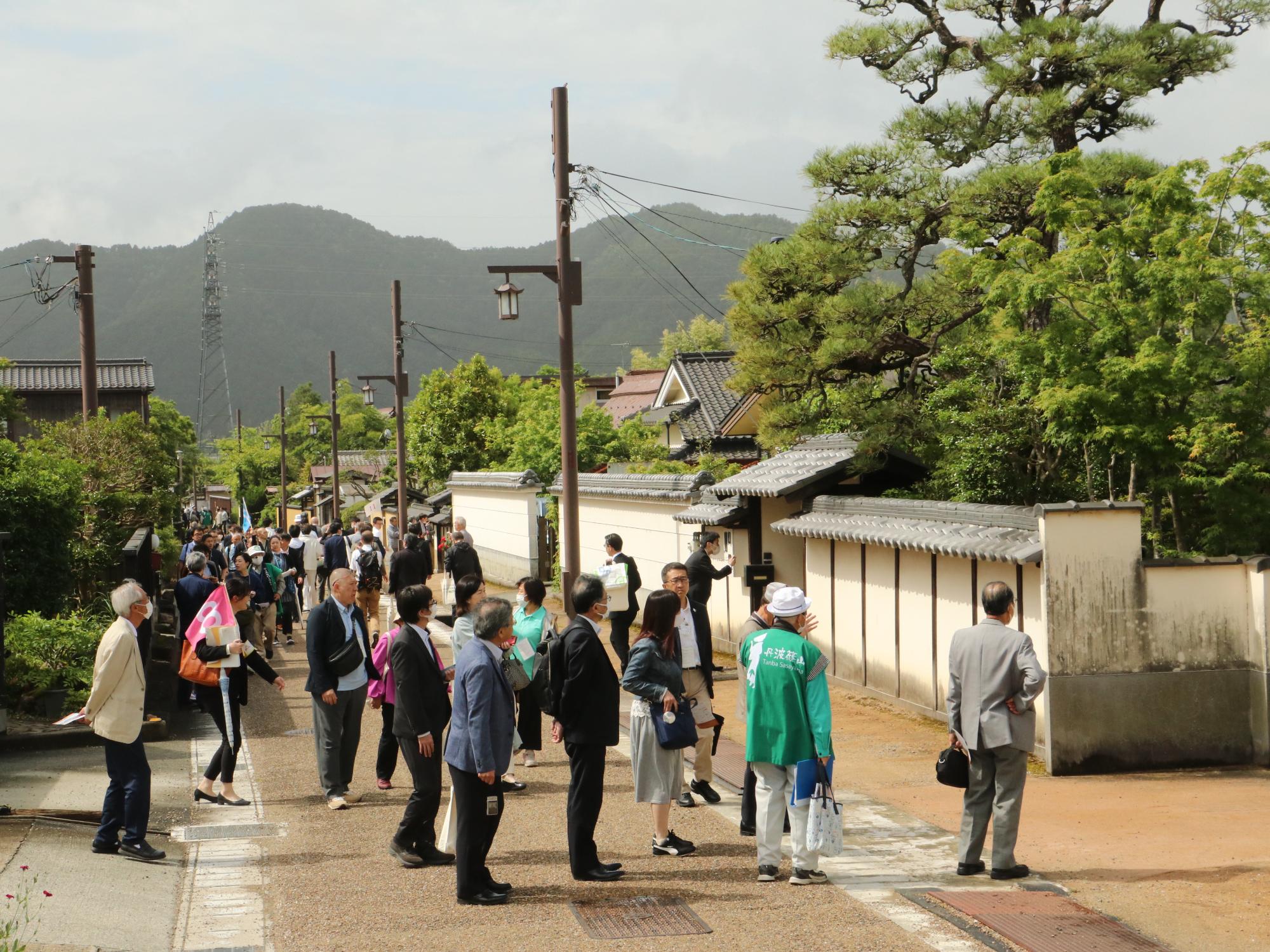 伝建大会 河原町 賑わう2