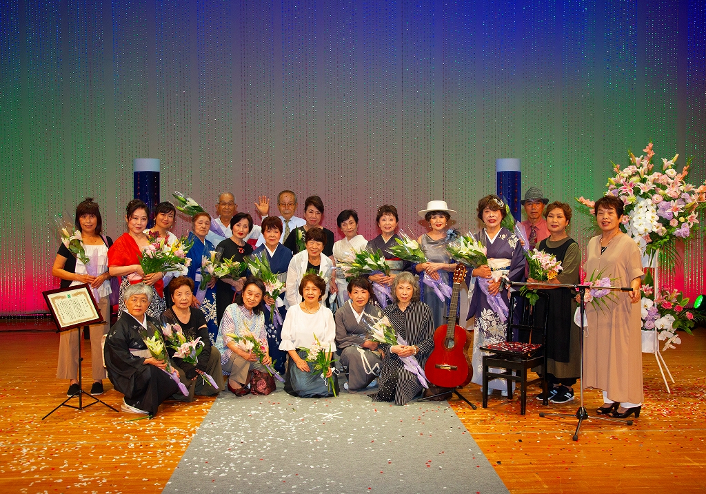 丹波ひろし お別れコンサート 集合写真