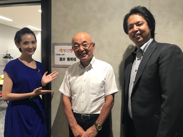 井川さんと壱城さんと市長 楽屋前で撮影