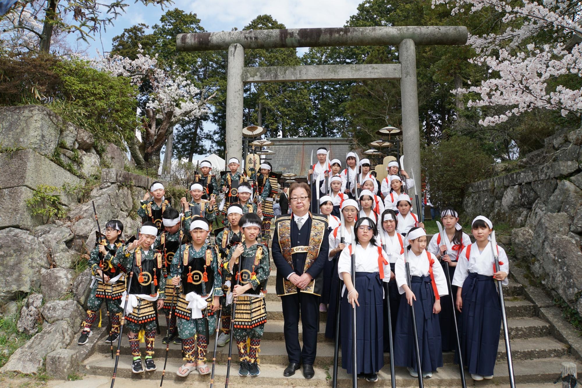 青山神社の祭礼の写真1