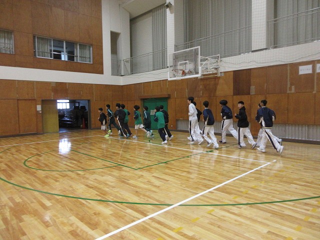 部活動を楽しむ4