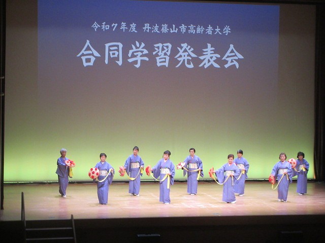 高齢者大学閉講式9