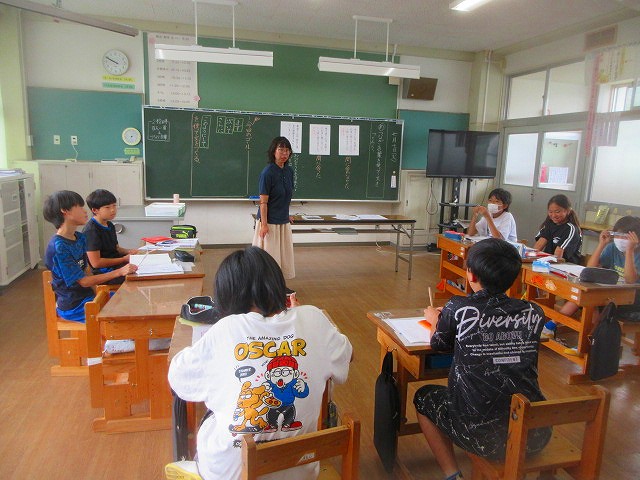 西紀小学校3