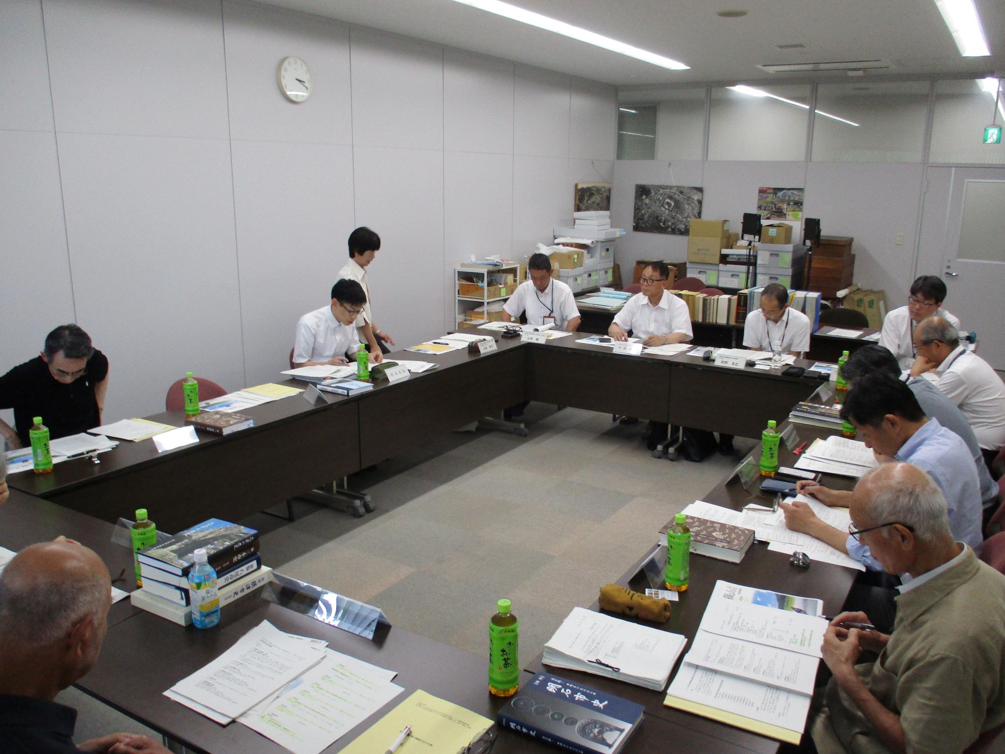 市史編さん委員会2