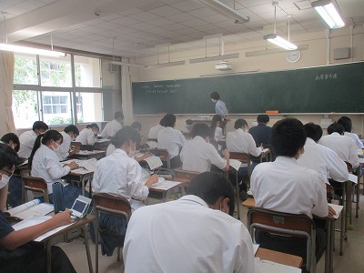 授業見学される鳳鳴高校の普段の授業
