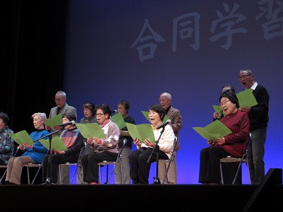 高齢者大学閉講式7